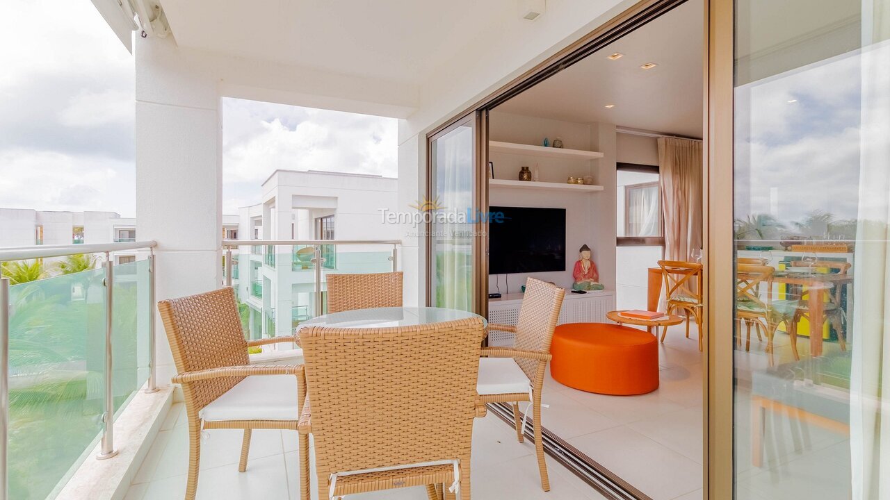 Apartamento para aluguel de temporada em Mata de São João (Praia do Forte)