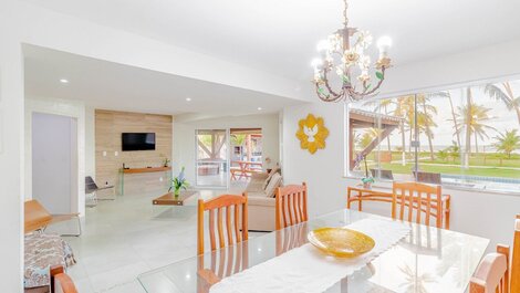 7-Bedroom House with Sea View and Maid Included