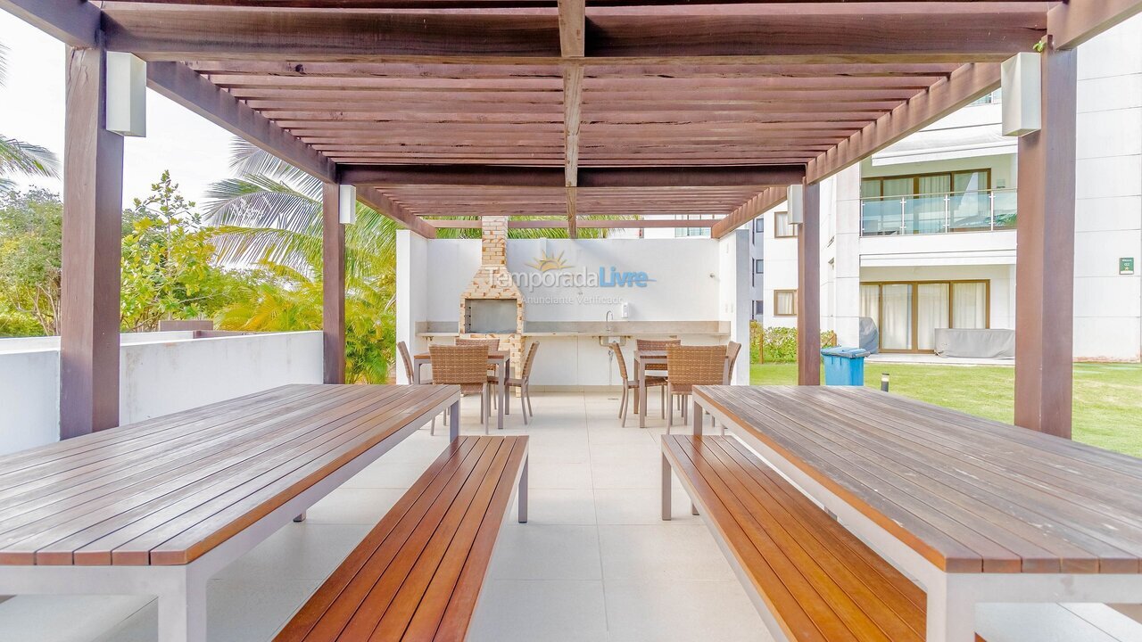 Apartamento para aluguel de temporada em Mata de São João (Praia do Forte)