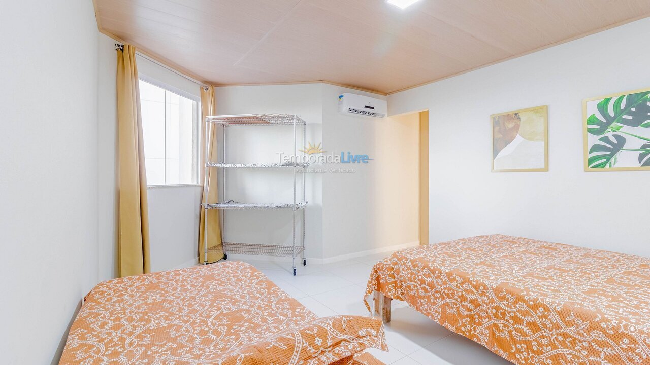 House for vacation rental in Camaçari (Praia de Guarajuba)