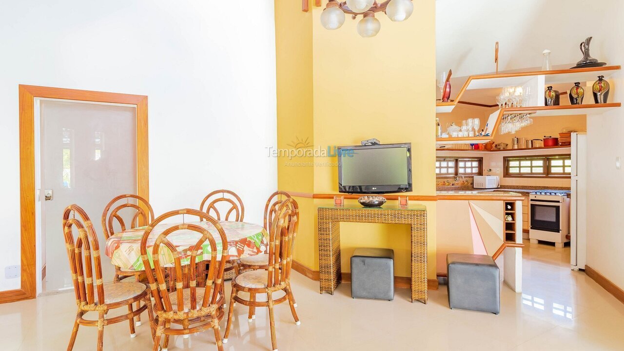 Casa para aluguel de temporada em Camaçari (Praia de Guarajuba)