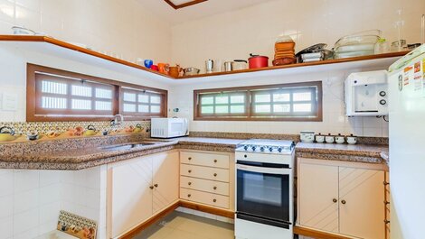 Ótima Casa 5 Quartos a 50m da Praia