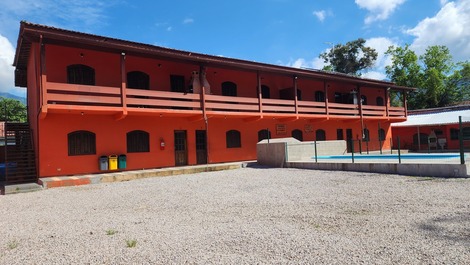 0001.01 Maranduba Ap 2 Dor 8 Pess 2 Q Mar Pisc WIFI (Excursão 96 Pess)