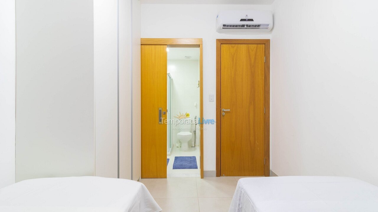 Apartamento para aluguel de temporada em Camaçari (Praia de Guarajuba)