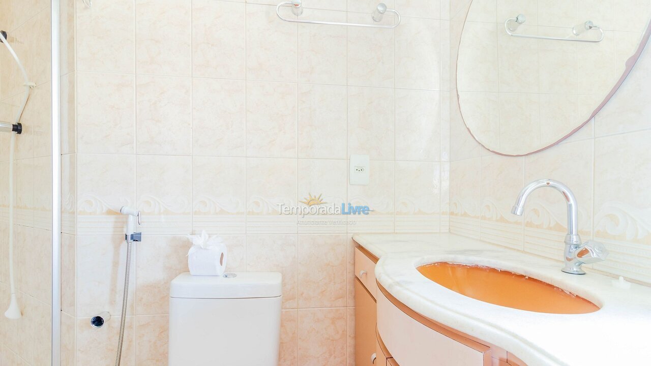 Casa para aluguel de temporada em Camaçari (Praia de Guarajuba)