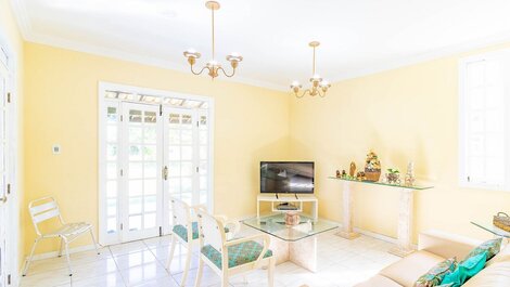 Aconchegante Casa 4 Suítes em Guarajuba