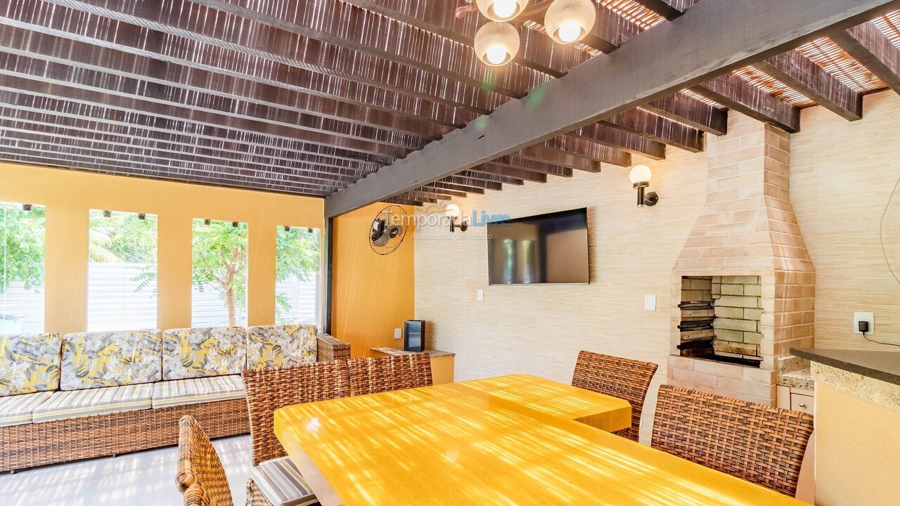 Casa para aluguel de temporada em Camaçari (Praia de Guarajuba)