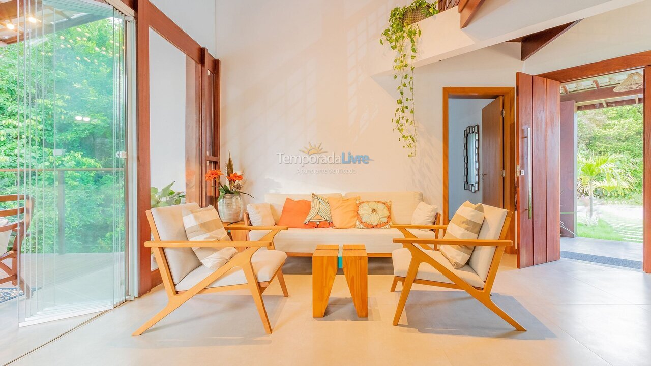 Casa para aluguel de temporada em Mata de São João (Praia do Forte)