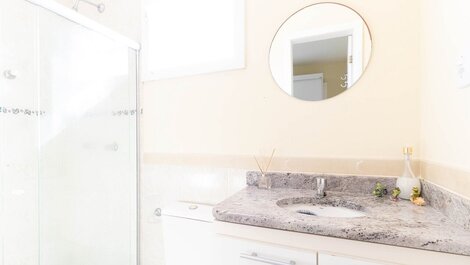 Aconchegante Casa 4 Suítes em Guarajuba