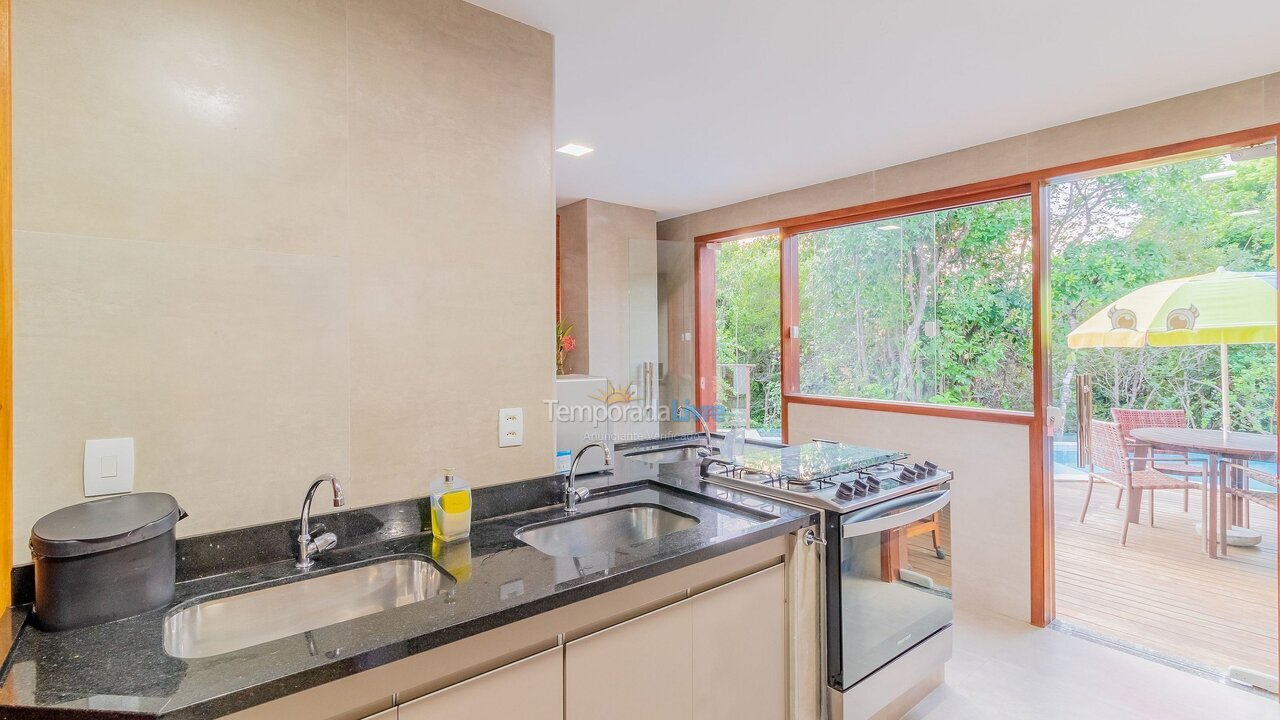 Casa para aluguel de temporada em Mata de São João (Praia do Forte)