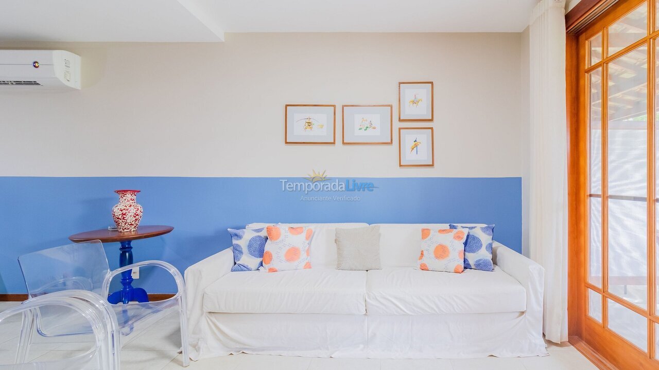 Apartamento para aluguel de temporada em Mata de São João (Praia do Forte)