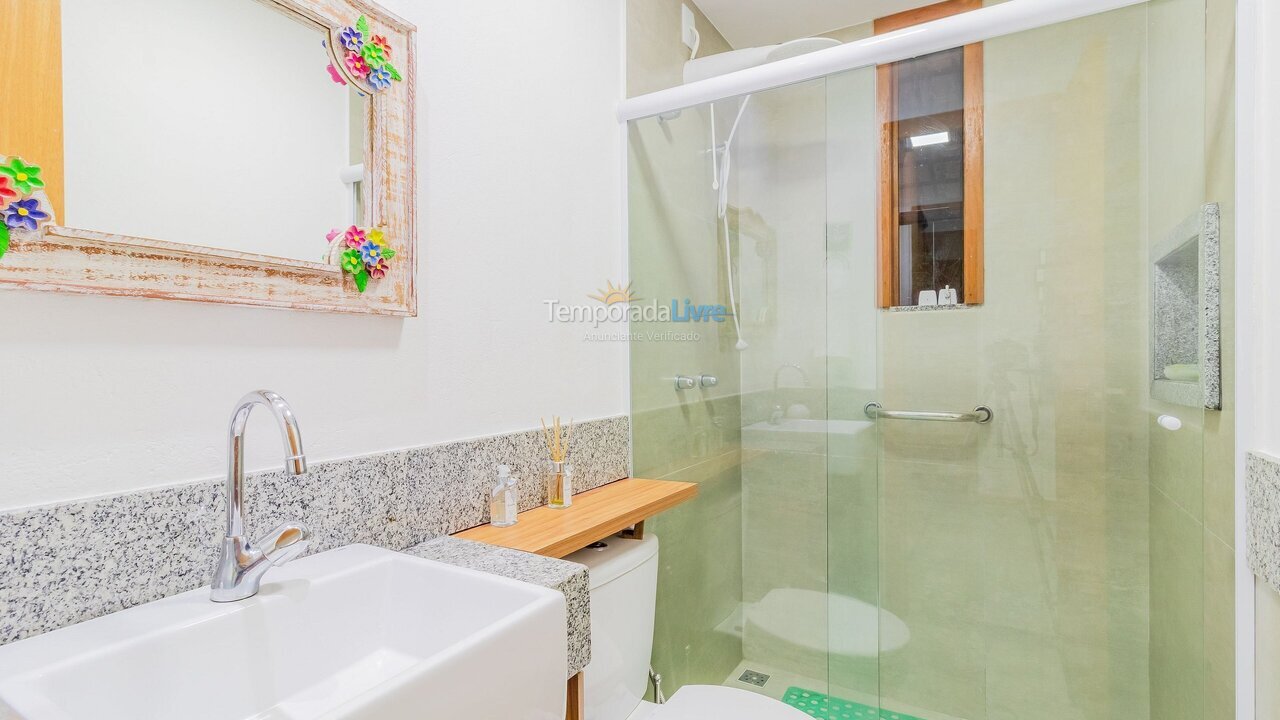 Casa para aluguel de temporada em Mata de São João (Praia do Forte)