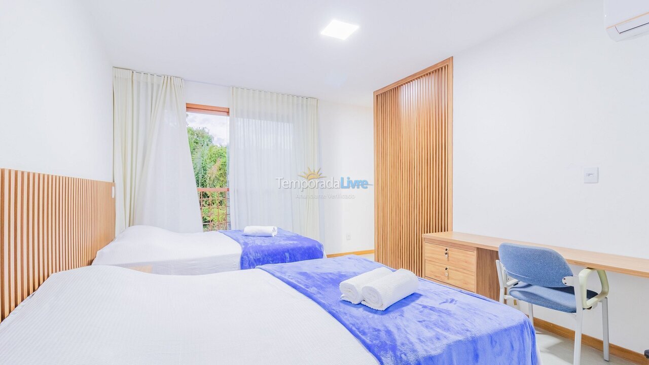 Casa para aluguel de temporada em Mata de São João (Praia do Forte)