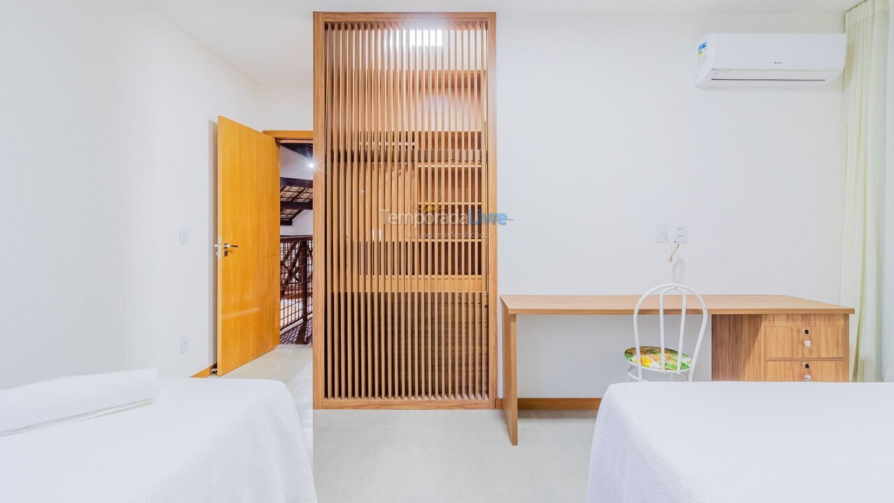 Casa para aluguel de temporada em Mata de São João (Praia do Forte)