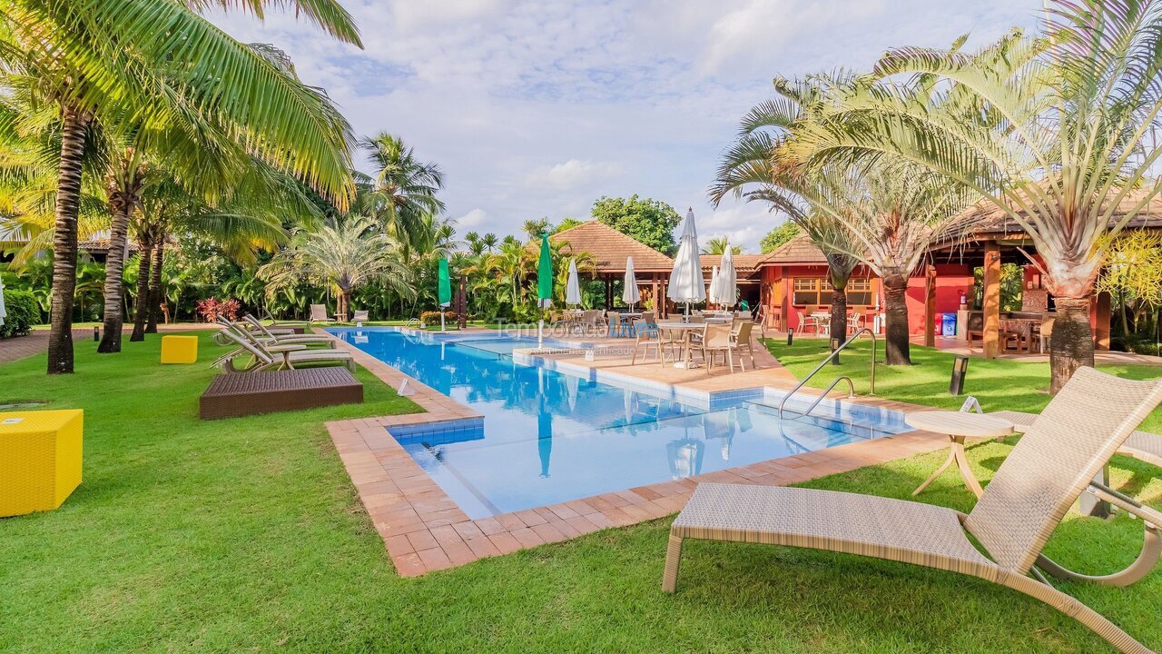 Apartamento para aluguel de temporada em Mata de São João (Praia do Forte)