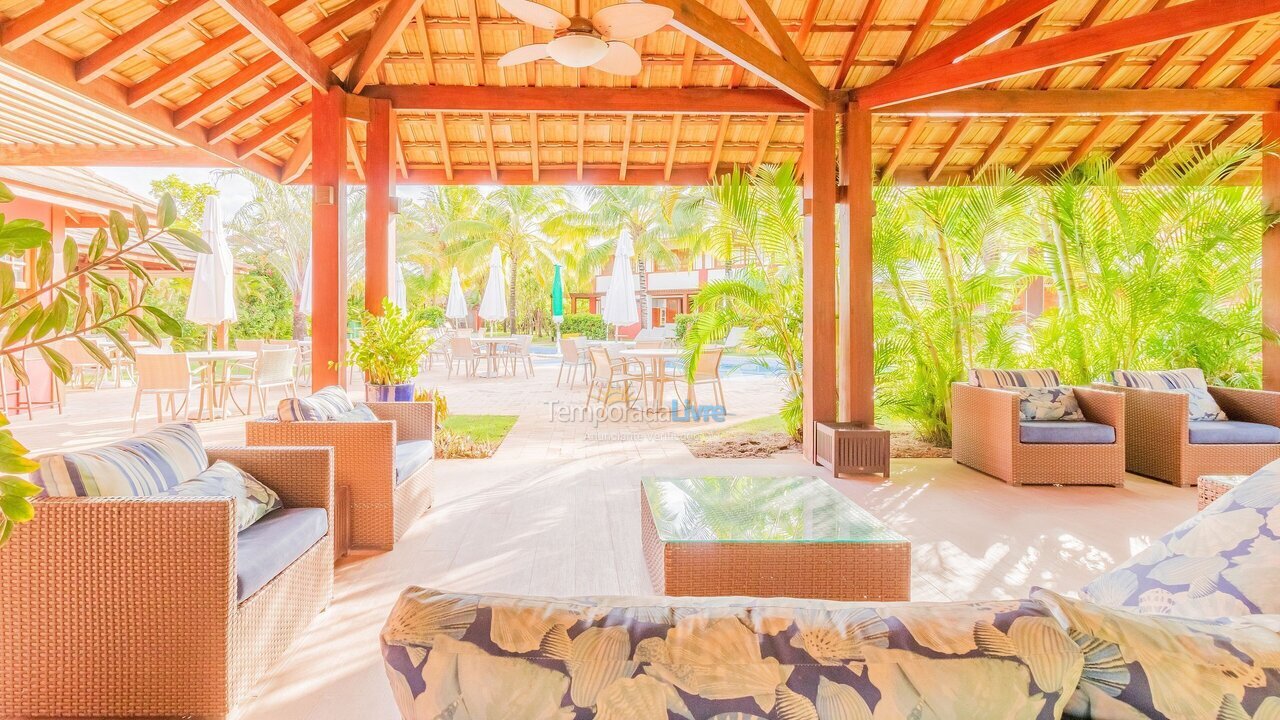 Apartamento para aluguel de temporada em Mata de São João (Praia do Forte)