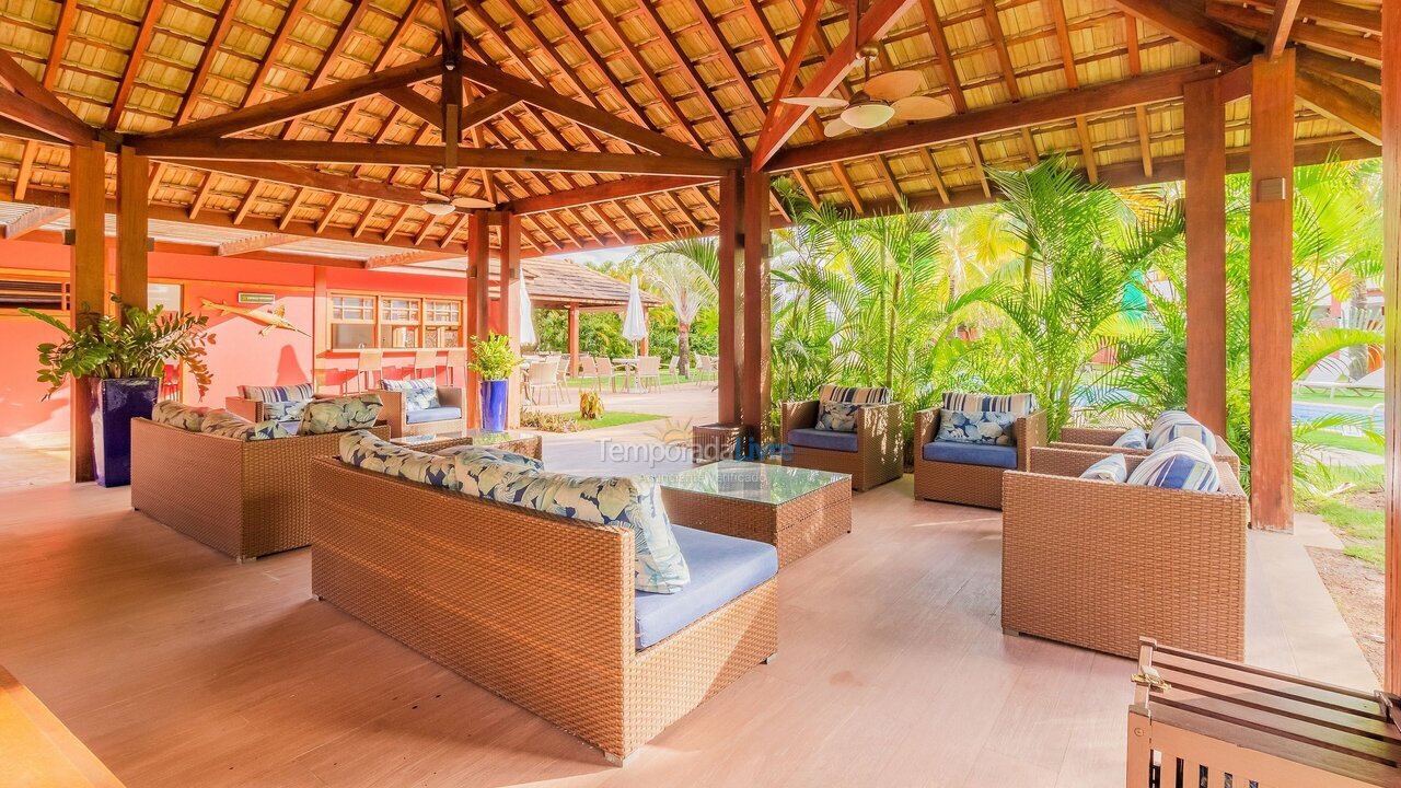 Apartamento para aluguel de temporada em Mata de São João (Praia do Forte)