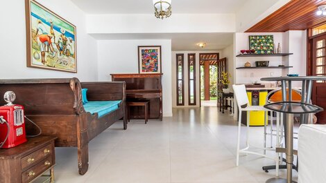 House 5 Suites 100m from Pedra do Sal Beach