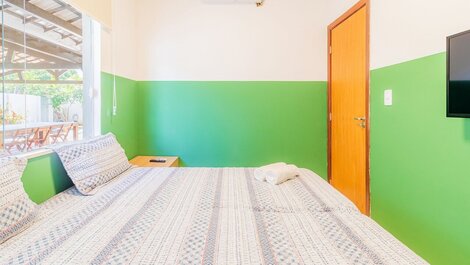 Wonderful 5-Suite House 200m from the Beach