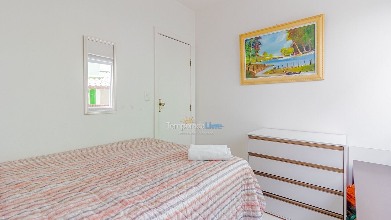 Casa para aluguel de temporada em Camaçari (Praia de Guarajuba)