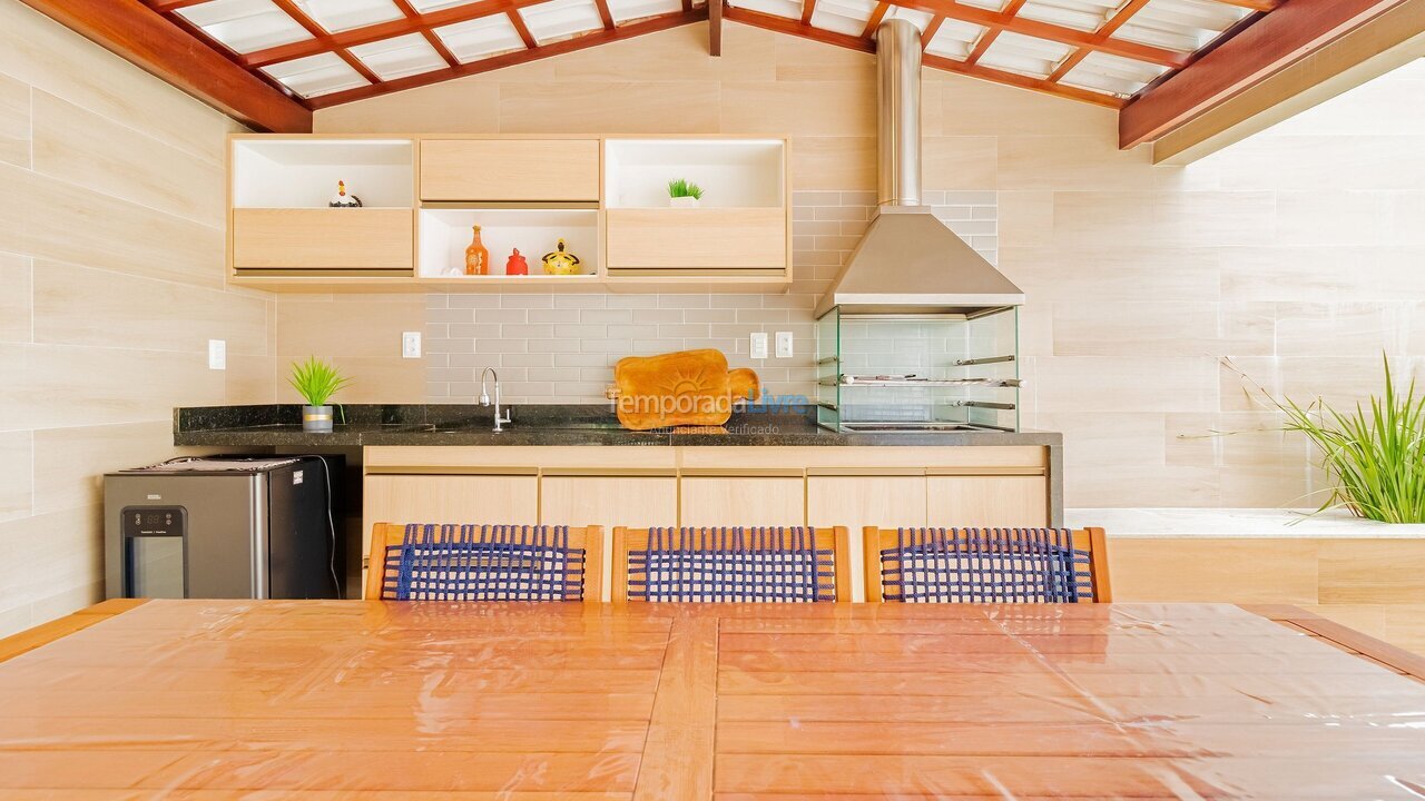 Casa para aluguel de temporada em Camaçari (Praia de Guarajuba)