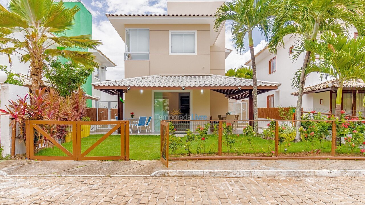 Casa para aluguel de temporada em Camaçari (Praia de Guarajuba)