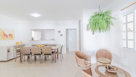 Excellent House 5 Bedrooms 50m from the Beach - Guarajuba