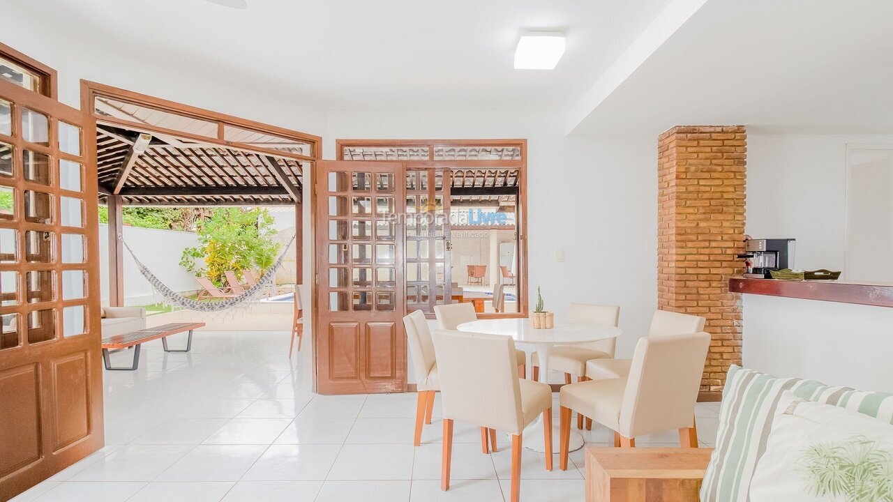 Casa para aluguel de temporada em Camaçari (Praia de Guarajuba)