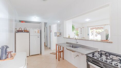 Excellent House 5 Bedrooms 50m from the Beach - Guarajuba