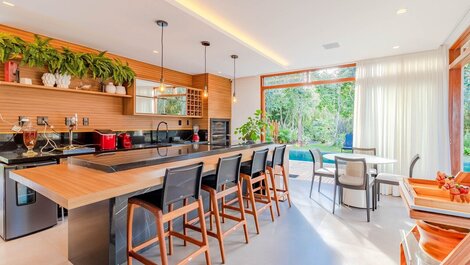 Casa de lujo con 5 suites y chef incluido