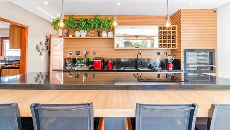 Casa de lujo con 5 suites y chef incluido