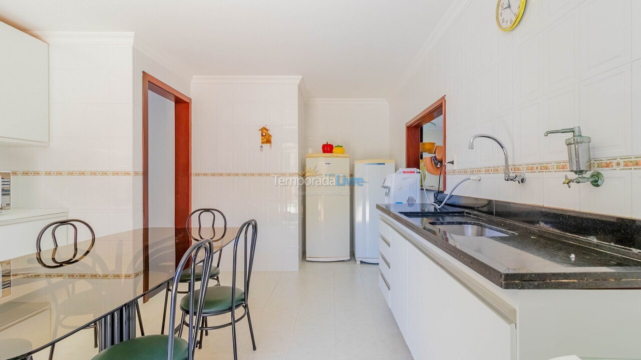 Casa para alquiler de vacaciones em Camaçari (Praia de Guarajuba)