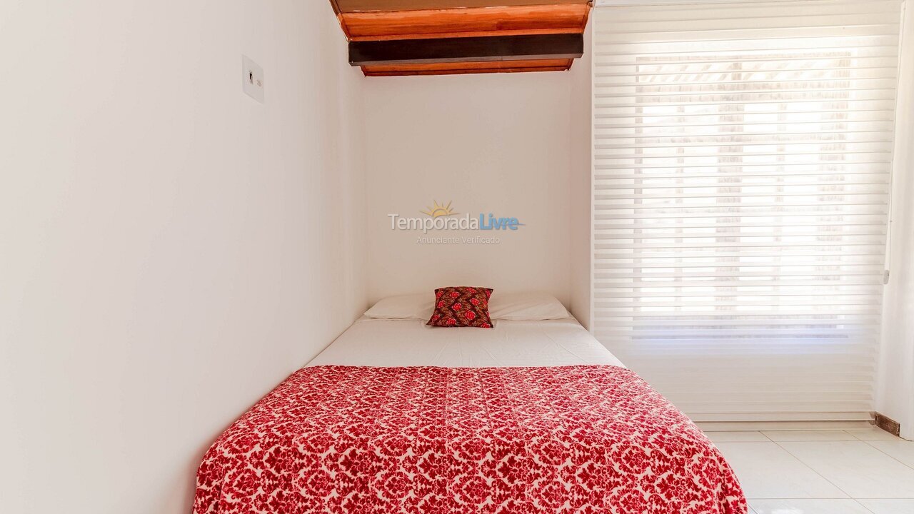 Casa para aluguel de temporada em Camaçari (Praia de Guarajuba)