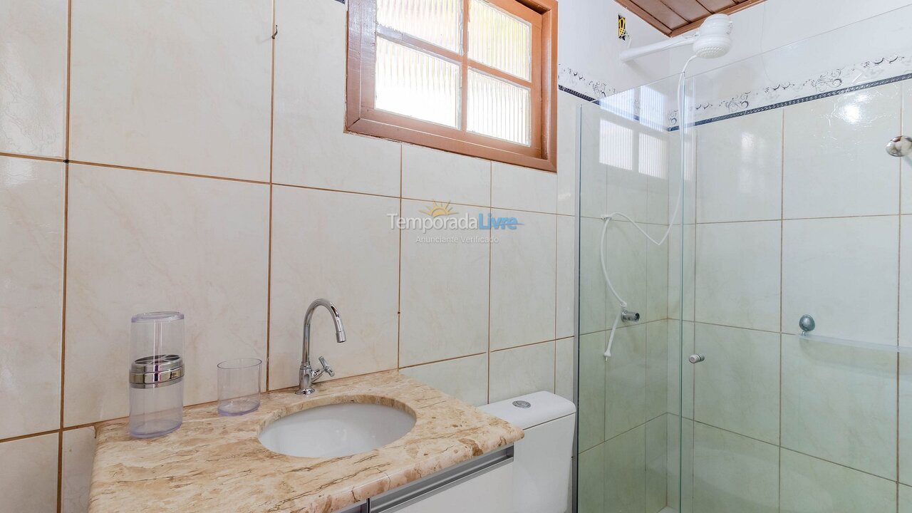 Casa para aluguel de temporada em Camaçari (Praia de Guarajuba)