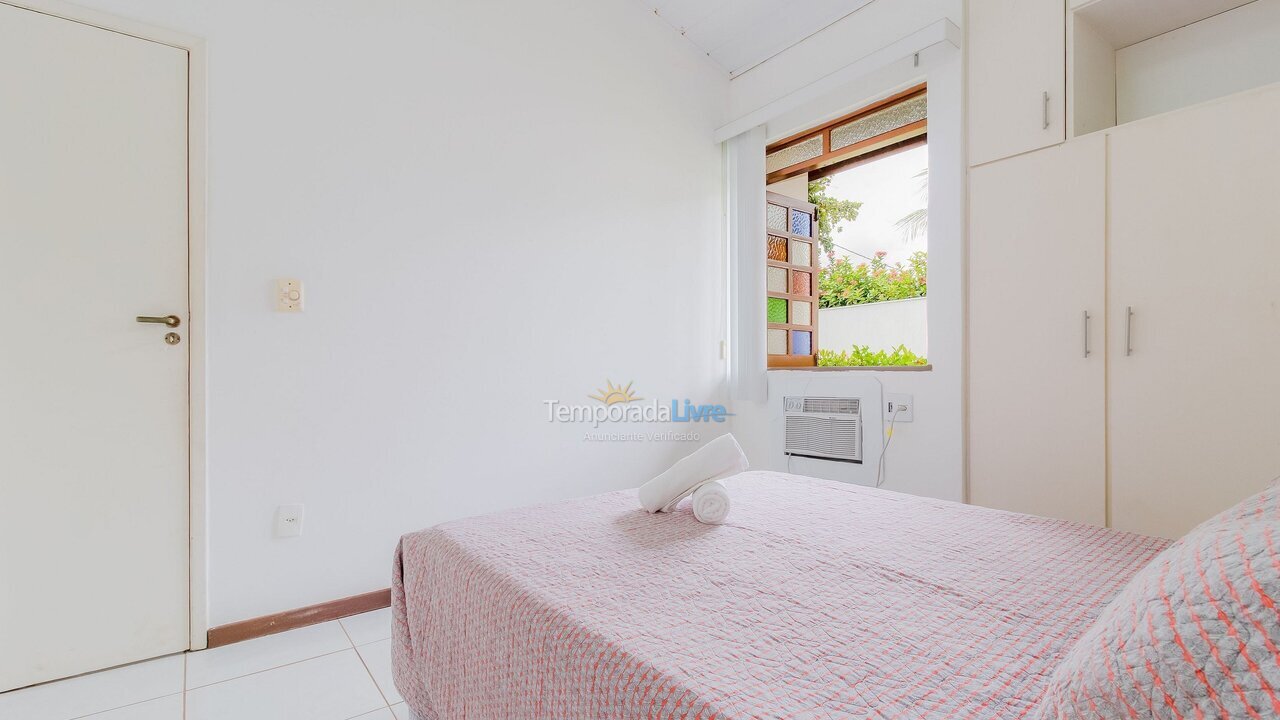 Casa para aluguel de temporada em Camaçari (Praia de Guarajuba)