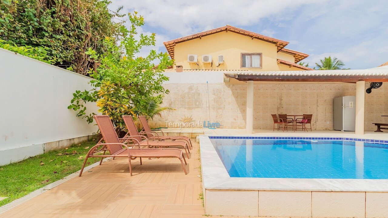 Casa para aluguel de temporada em Camaçari (Praia de Guarajuba)