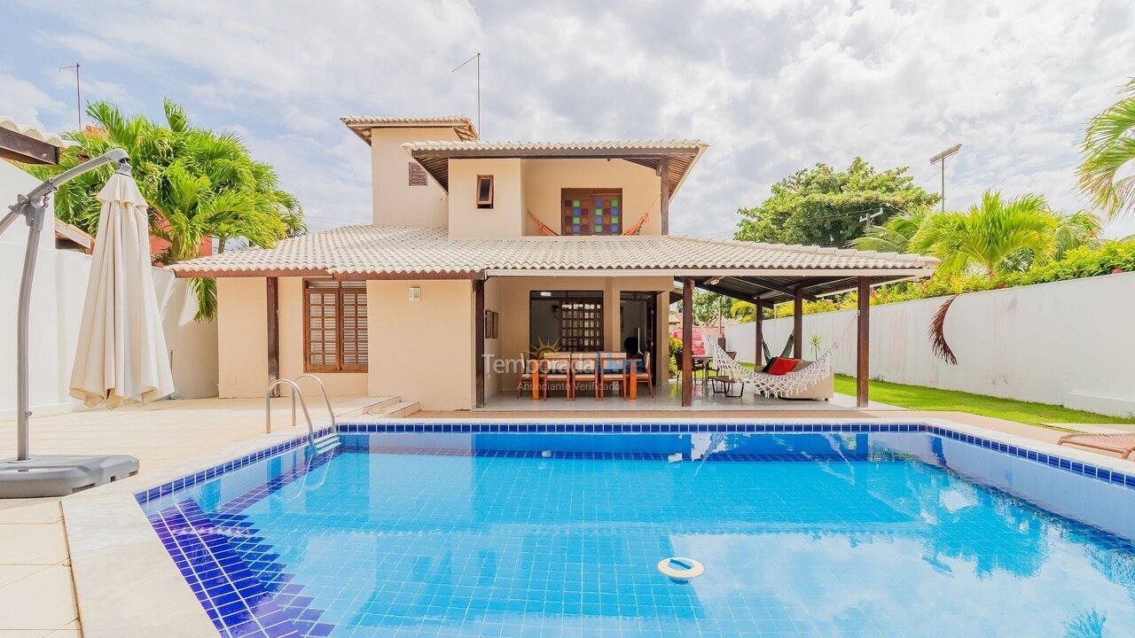 Casa para aluguel de temporada em Camaçari (Praia de Guarajuba)