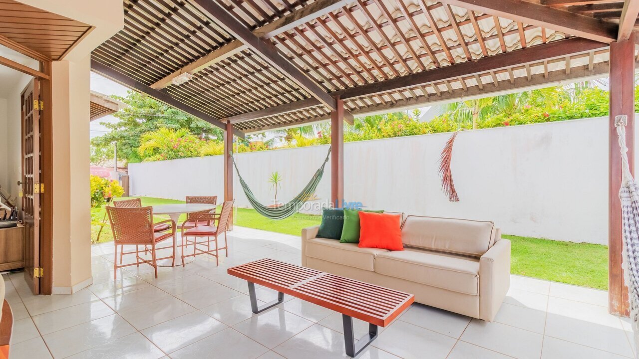 Casa para aluguel de temporada em Camaçari (Praia de Guarajuba)