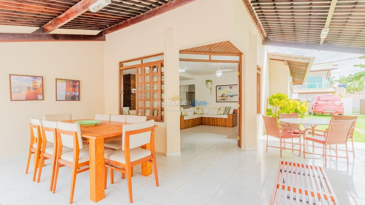 Casa para aluguel de temporada em Camaçari (Praia de Guarajuba)