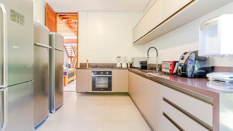 Excelente casa de 5 habitaciones - Praia do Forte