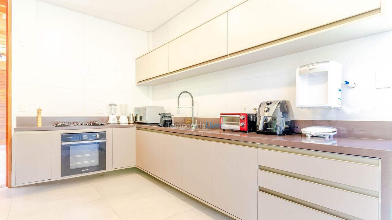 Casa para alquiler de vacaciones em Mata de São João (Praia do Forte)