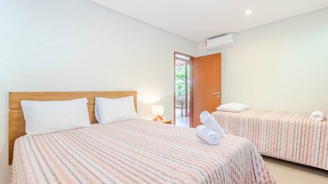 Excelente casa de 5 habitaciones - Praia do Forte