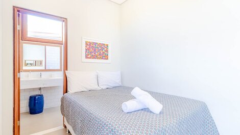 Excelente casa de 5 habitaciones - Praia do Forte