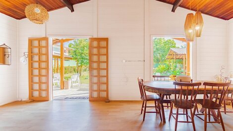 Excellent 3/4 House with Pool