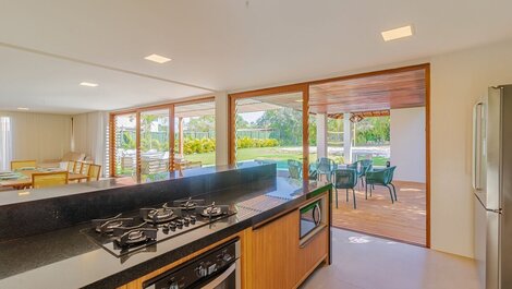 Casa de lujo con 5 suites y cargador vehículos eléctricos