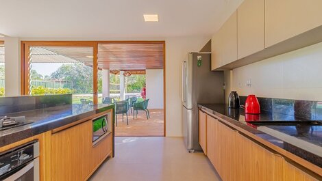 Casa de lujo con 5 suites y cargador vehículos eléctricos