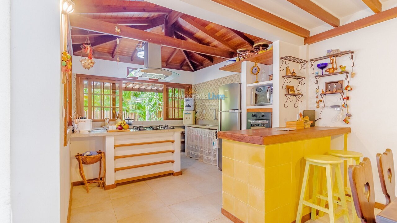 Casa para aluguel de temporada em Mata de São João (Praia do Forte)