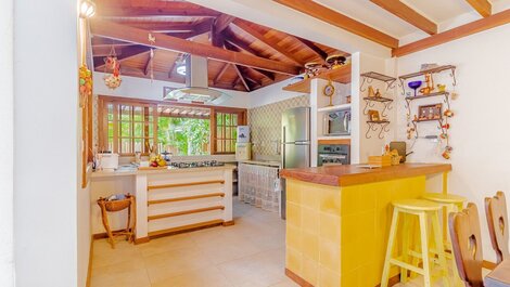 Excelente Casa 4/4 a 300m da Praia - Faxineira Inclusa*