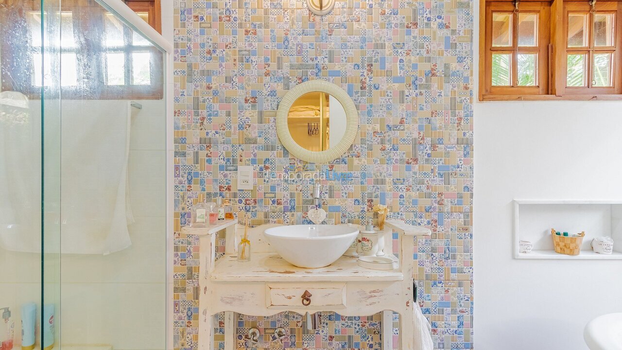 Casa para aluguel de temporada em Mata de São João (Praia do Forte)