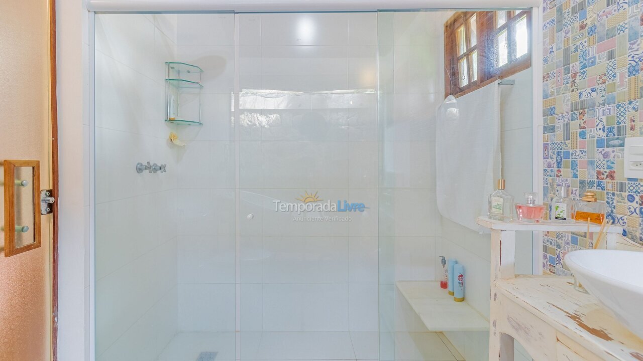 Casa para aluguel de temporada em Mata de São João (Praia do Forte)